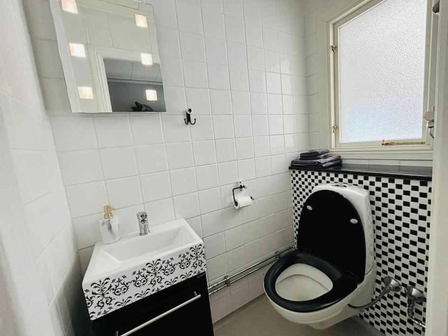 3Bdr Close To Nature A Beautiful Home Lake Nearby Uppsala Eksteriør bilde
